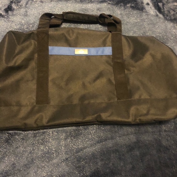 Dockers Duffle Bag (never been used) - Picture 2 of 14